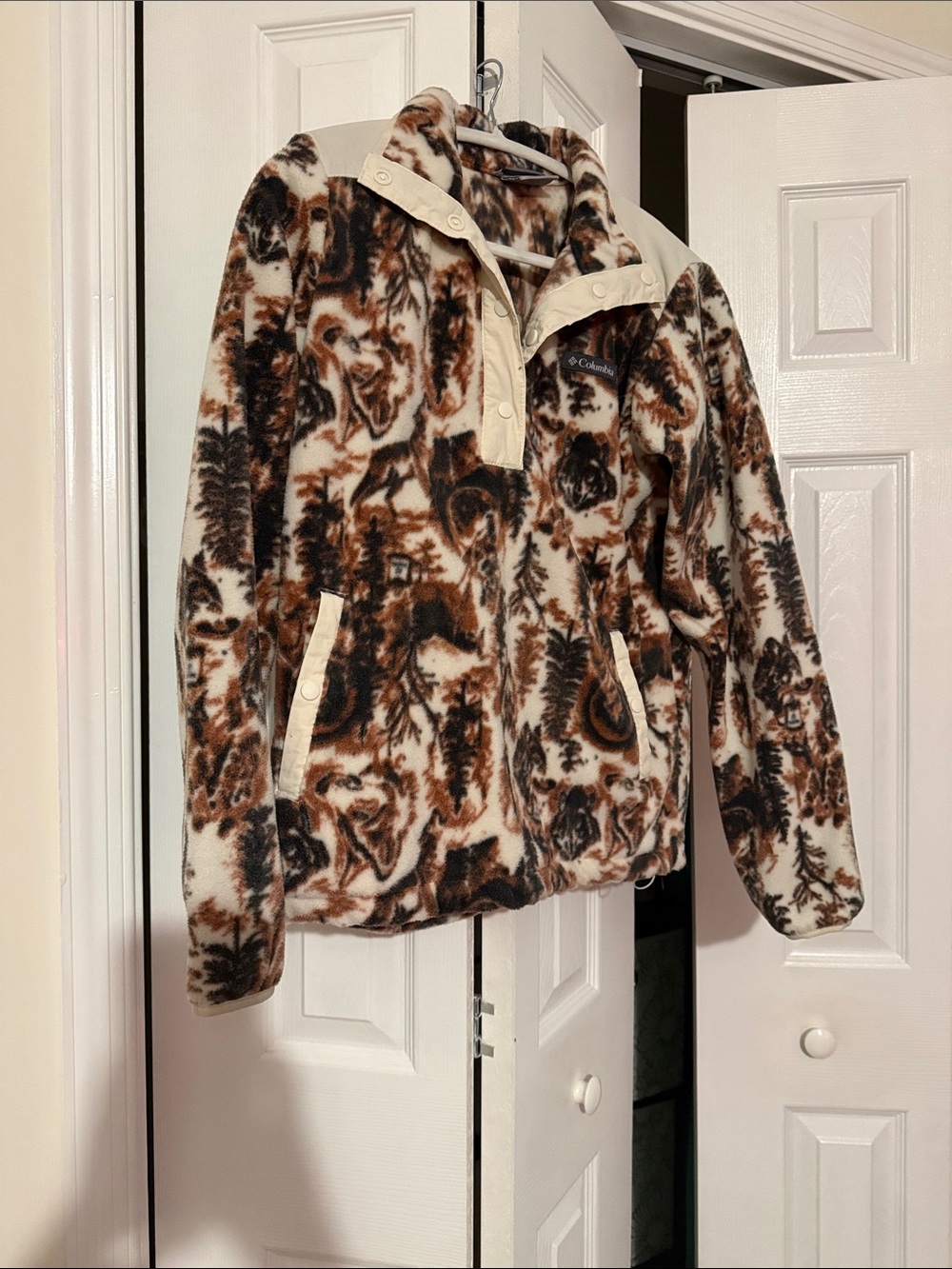 Columbia Women's Brown & Cream Patterned Teddy Jacket